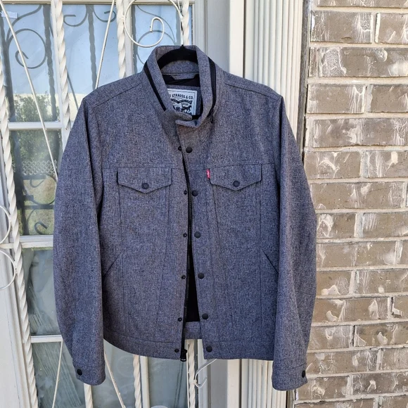 Levi's Strauss & Company, Grey Zip Snap Trucker Utility Jacket, Men Size Small - Picture 12 of 16